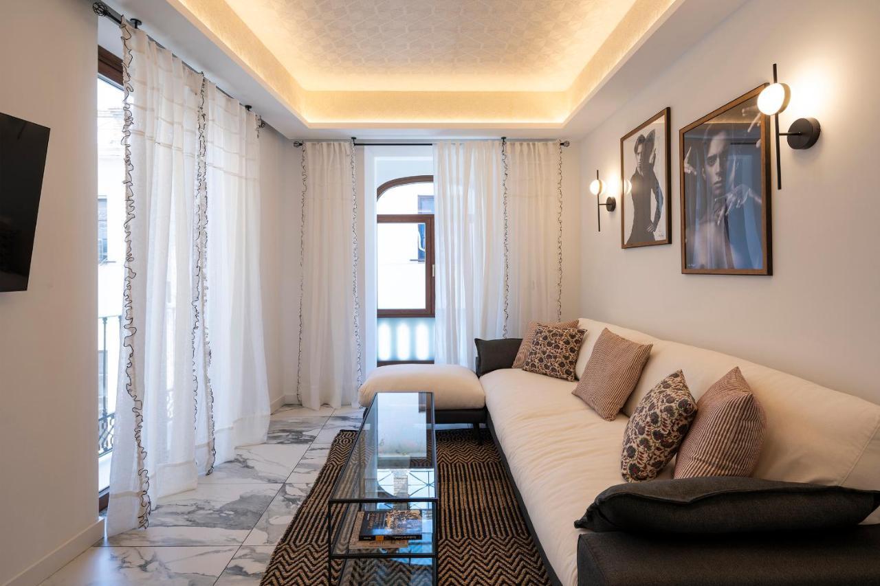 Palatina Concept Suites Granada Luaran gambar